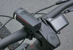 Trelock - Set D'éclairages Avant/arrière LS 300 I-GO Vector & LS 740 I-GO -Vélos électriques Soldes trelock set eclairage ls 300 i go vector ls 740 vector 3 3840x2160